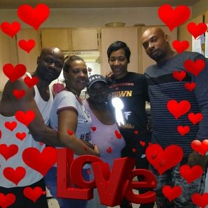 Meet your Posher, Regina